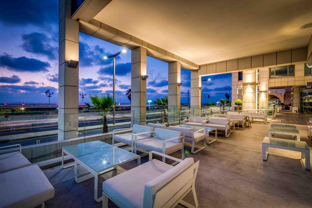 Royal Beach Hotel Tel Aviv By Isrotel Exclusive Exterior photo The Sky Bar