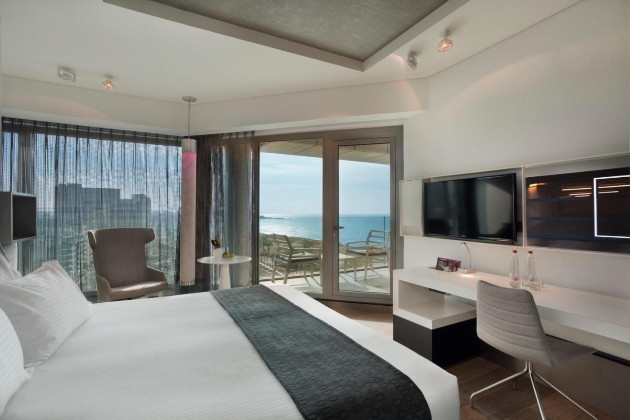 Royal Beach Hotel Tel Aviv By Isrotel Exclusive Exterior photo Deluxe room